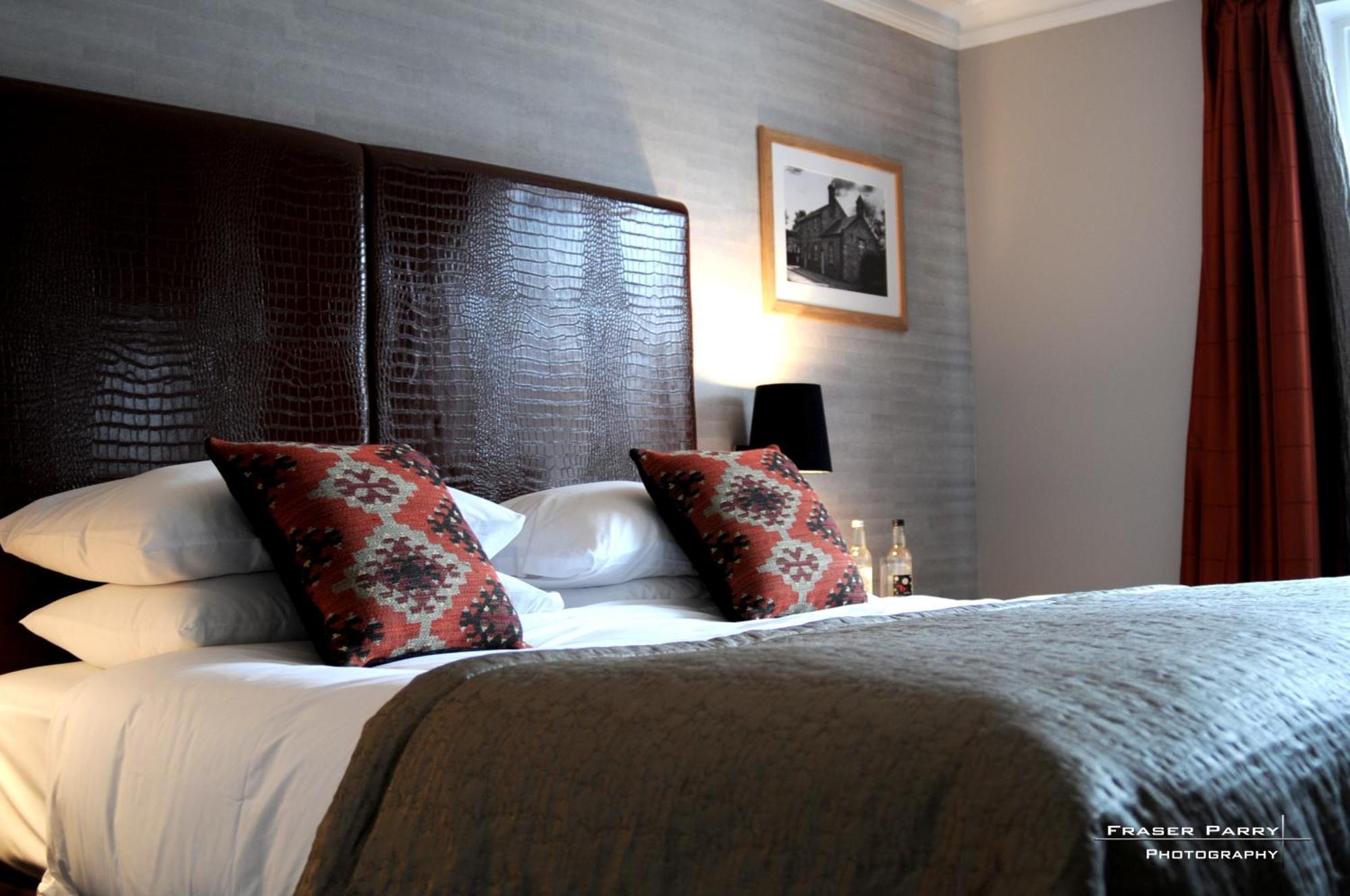 The Saracens Head Hotel Great Dunmow Exteriör bild