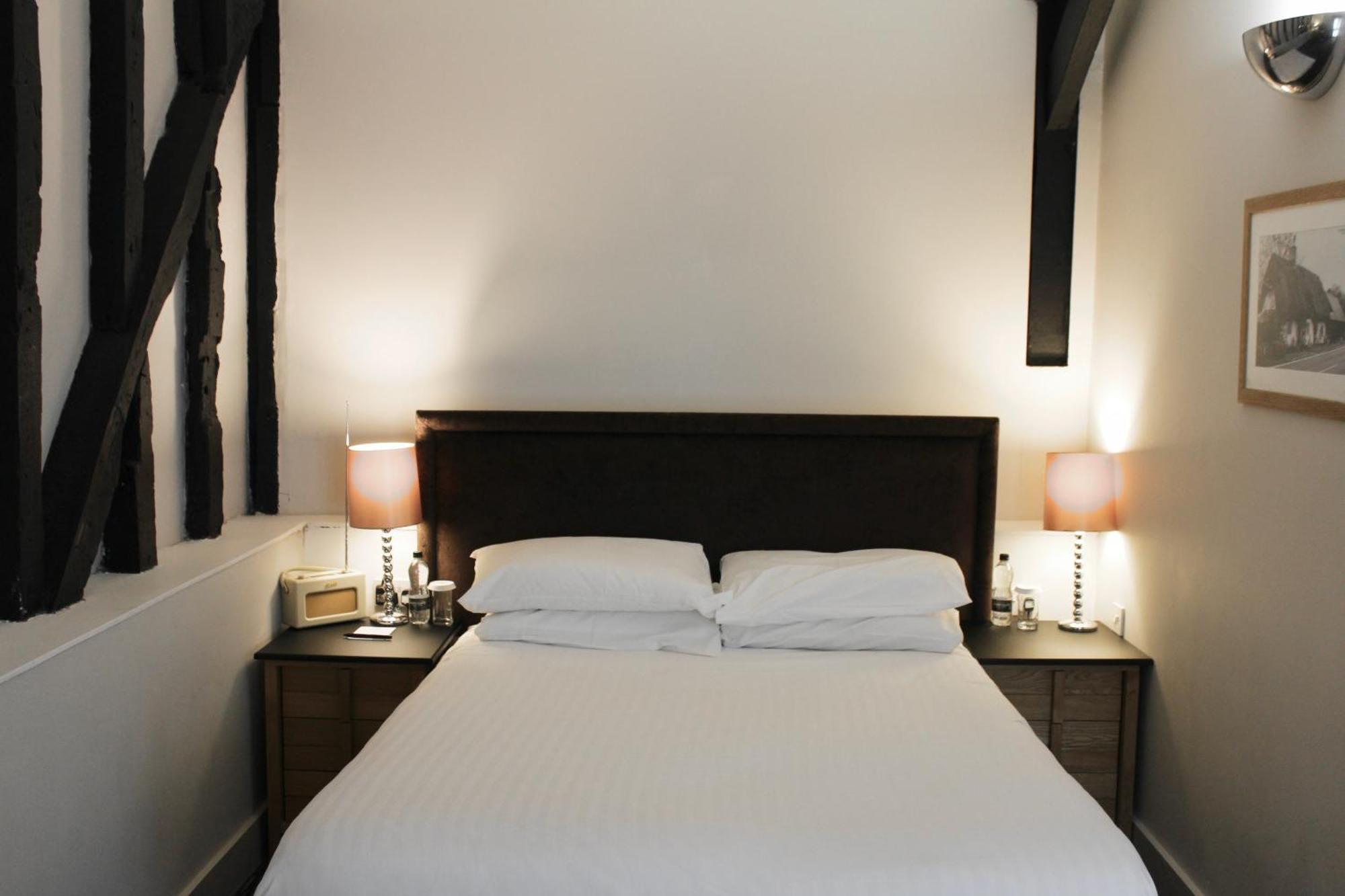 The Saracens Head Hotel Great Dunmow Exteriör bild